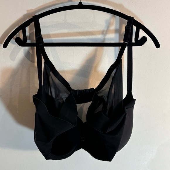 WACOAL Sz 40D Bra Padded Underwire Sheer Criss Cross Panels Adjustable Straps - Picture 5 of 8